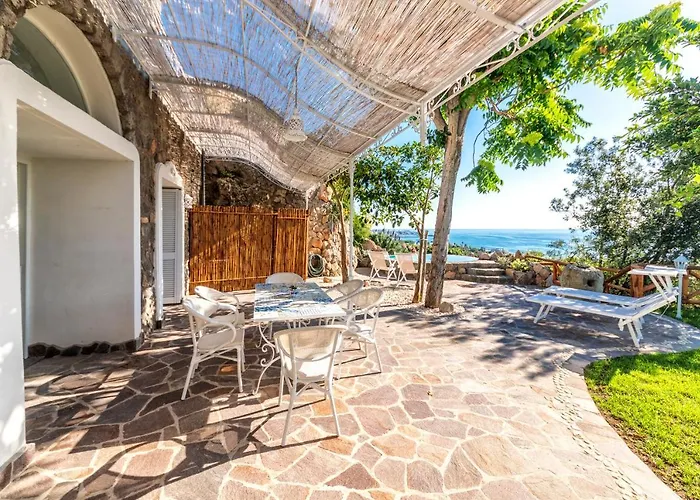 Villa dei Lecci - 7 Luxury villas with private pool or jacuzzi Forio di Ischia